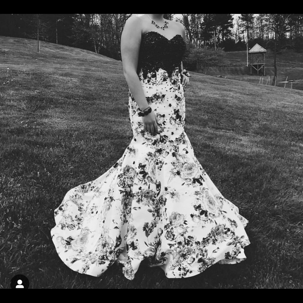Prom dress